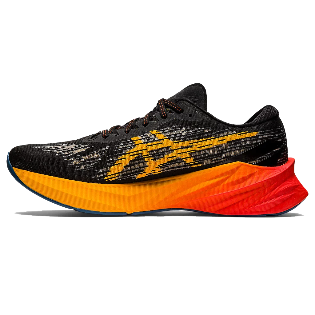Men's Novablast 3 - Image 4